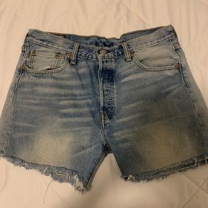 levi’s 501 denim shorts